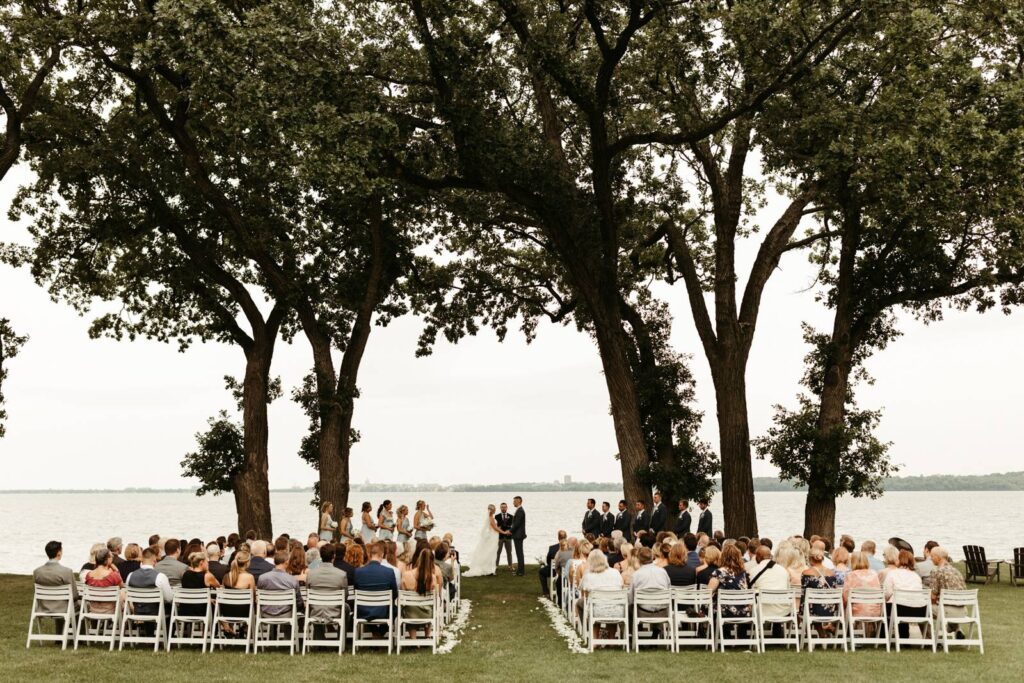VENDOR SPOTLIGHT | BISHOPS BAY COUNTRY CLUB | MADISON, WISCONSIN WEDDING VENUE