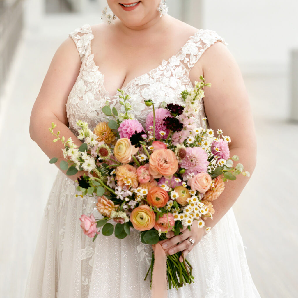 WEDDING BOUQUET TRENDS TO INSPIRE YOU IN 2024
