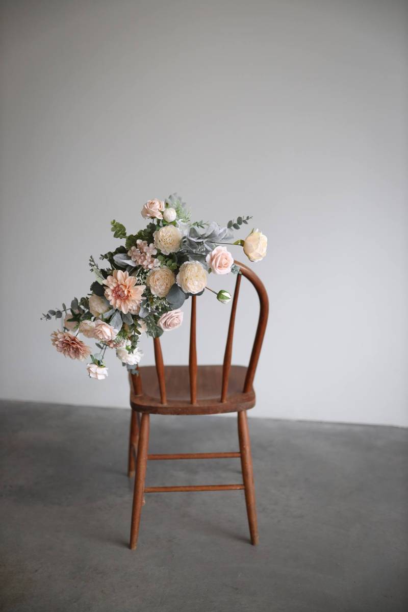 1212521-50769-l-56483AhYhaVA