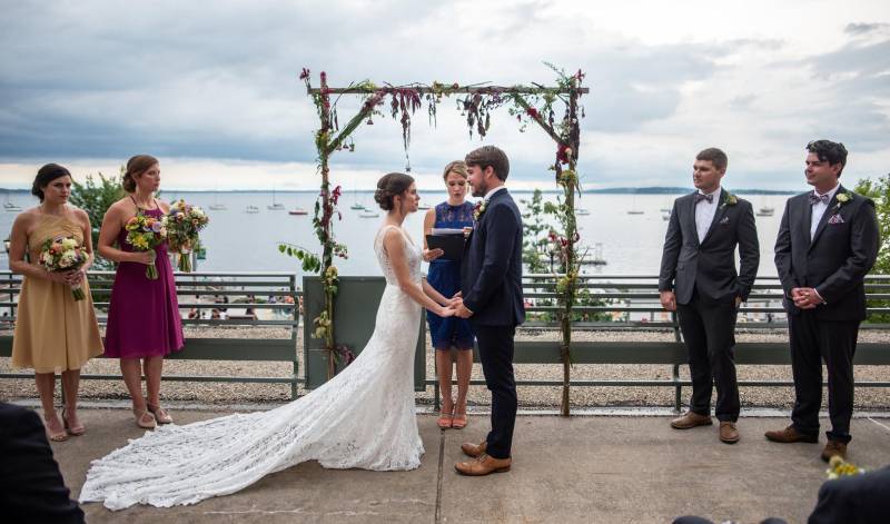 1216161-50855-l-56483yvesYvA