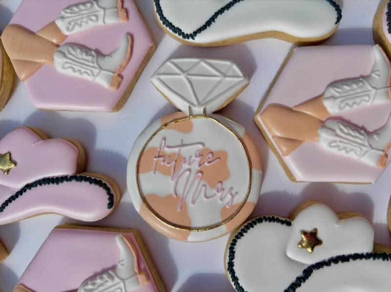 1216195-50857-l-56483ryjEDEX