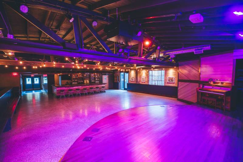 1217911-50888-l-56483muWy2uZ