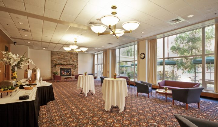 1217996-50892-l-qemUhAJ