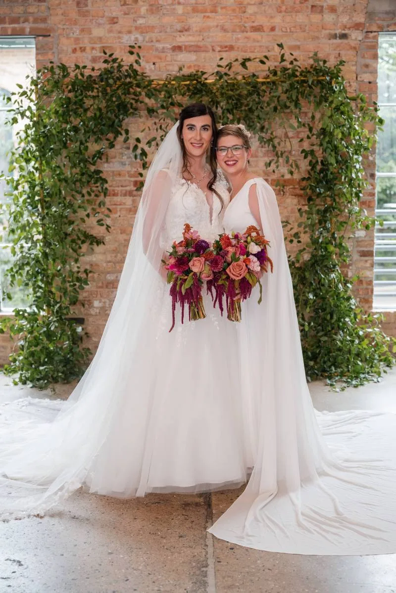 1238017-49998-l-56483JEZuJyt