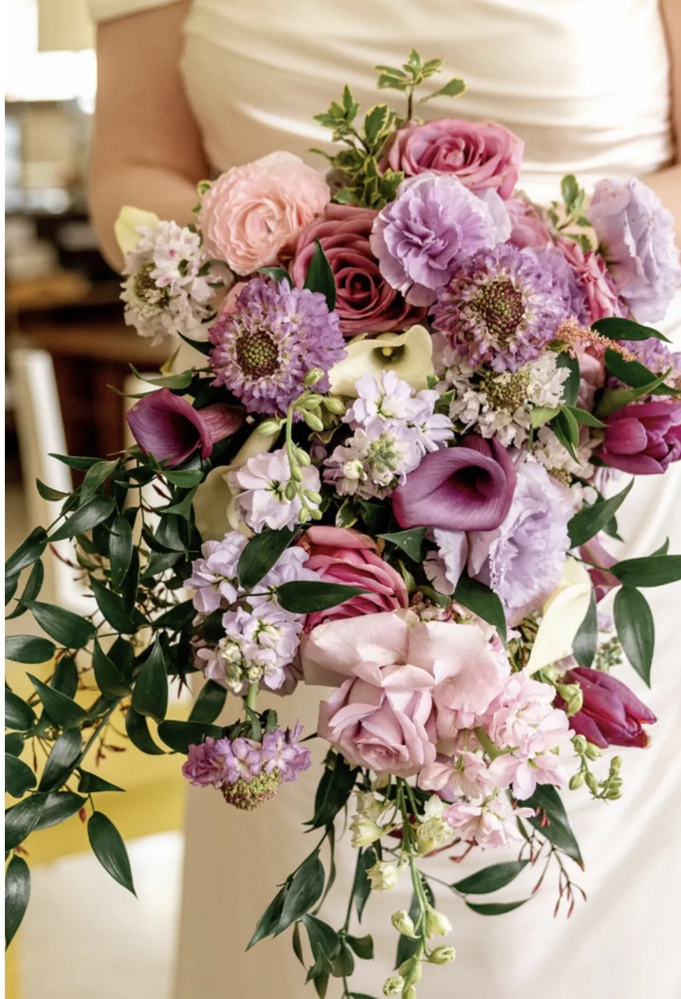 Cosmic-Gardens-boutique-floral-design-studio-flower-arrangments-bouquets-Cross-Plains-Wisconsin-13.webp