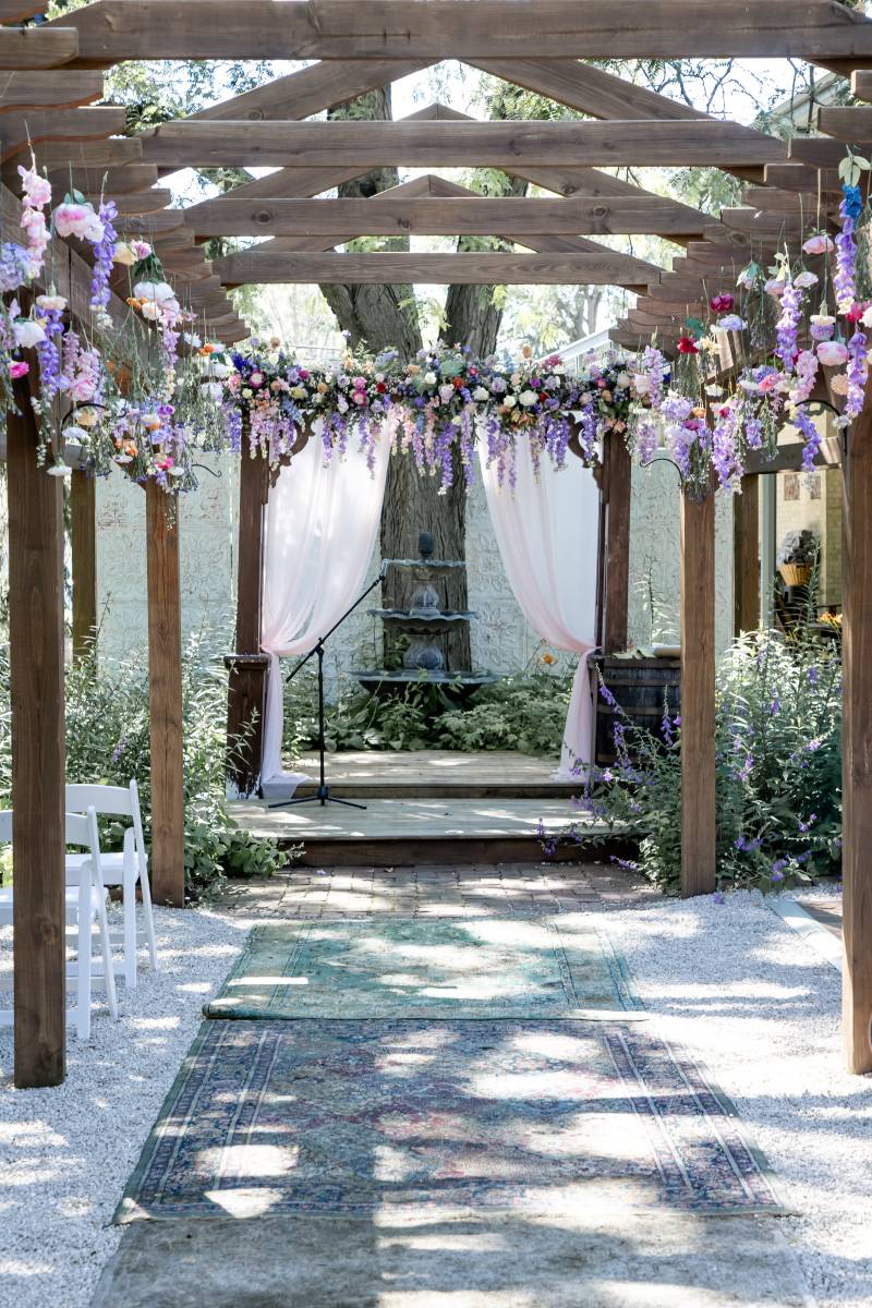 1218368-35795-l-564836ebY8Yq