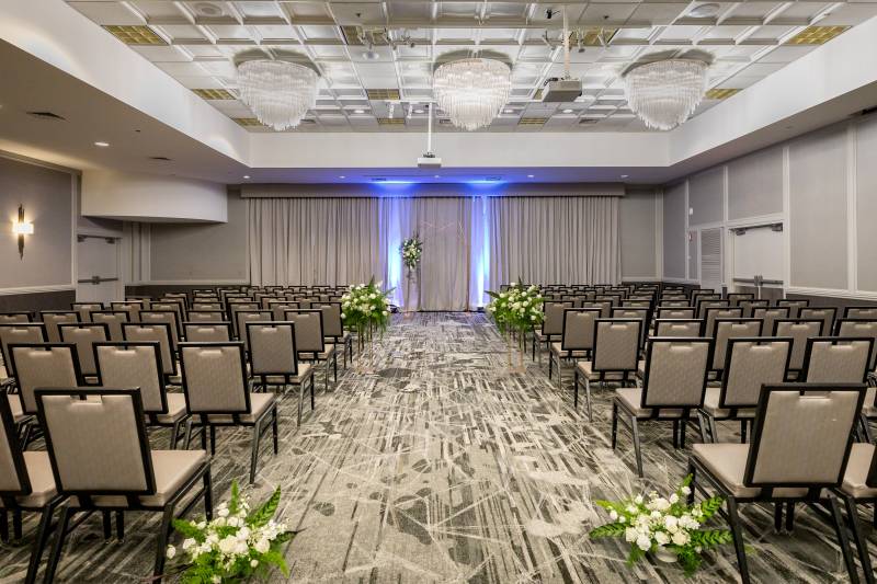 1218454-41662-l-56483HYhenEH