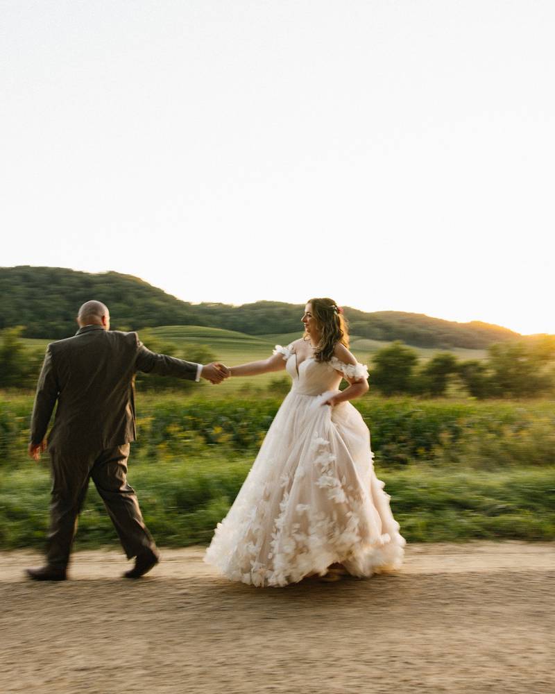 1220363-50954-l-56483amy9eqE