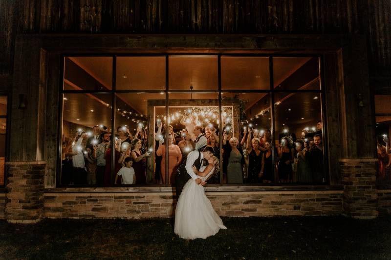 1220624-50968-l-56483y8udyBy