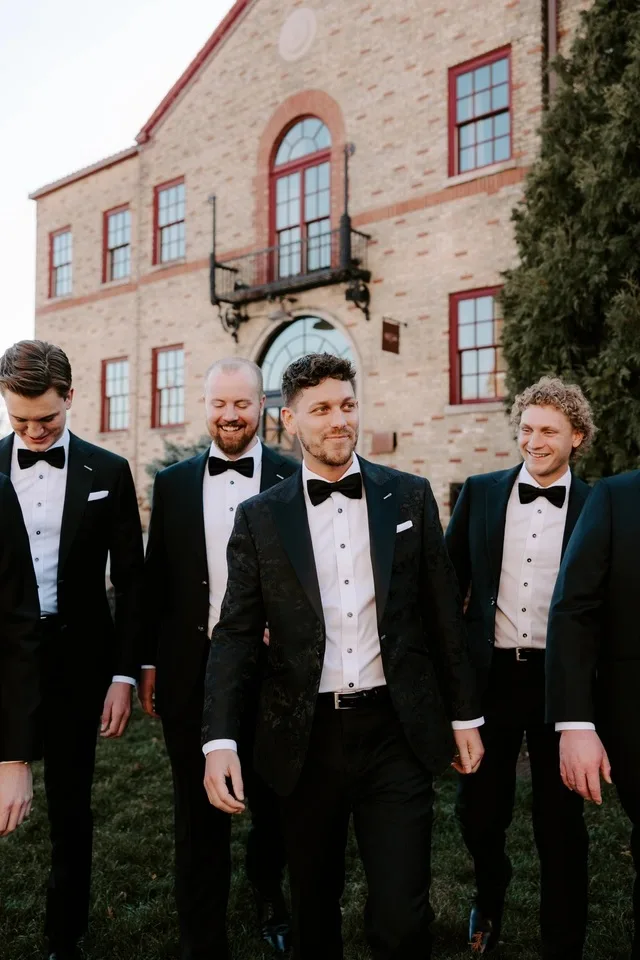 1233598-50955-l-ZuMyQU3