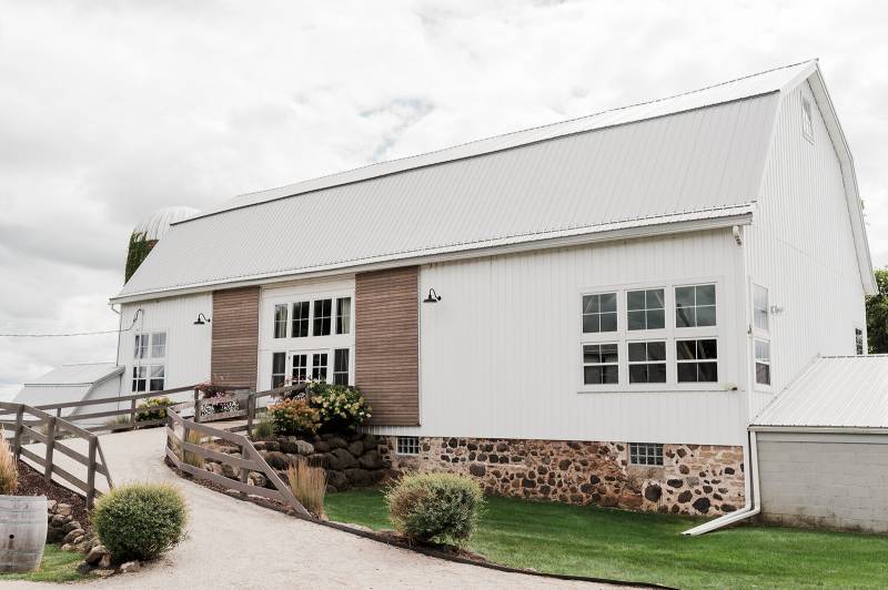 1223339-50305-l-56483ra8U2y5