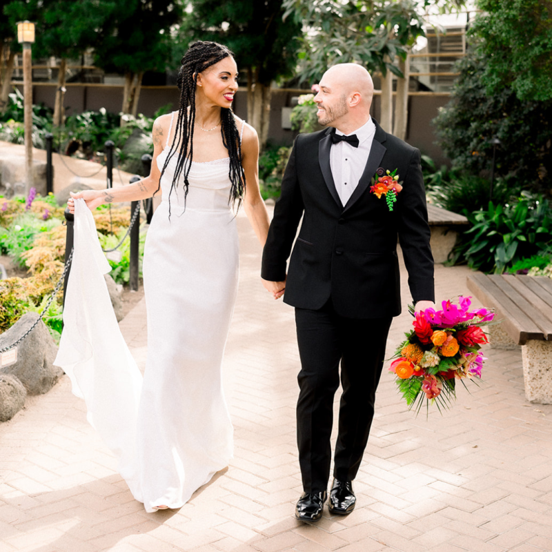 1224813-51083-l-56483aDYRarA