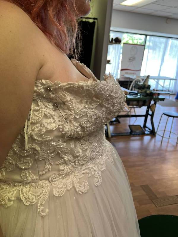 1224861-51090-l-56483SEru3Yj