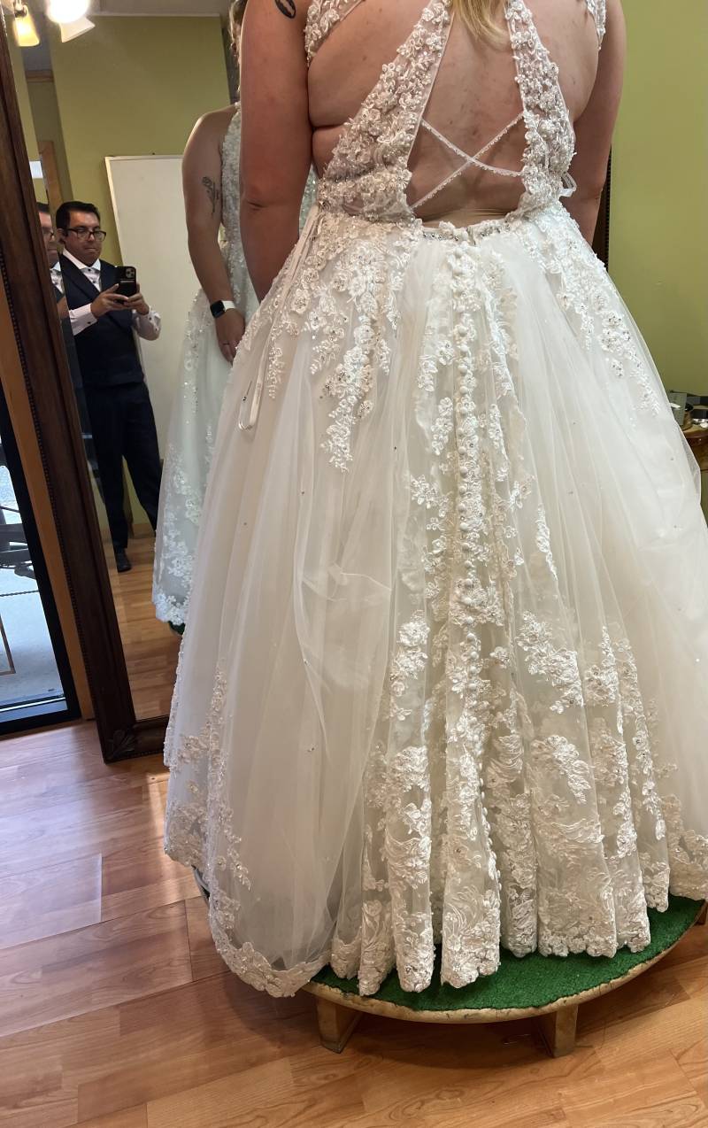 1224871-51090-l-56483TUPeLAv