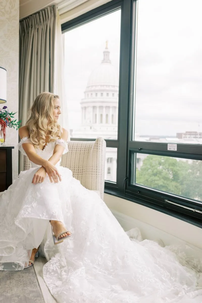 1233678-51447-l-56483uQuJy7Y