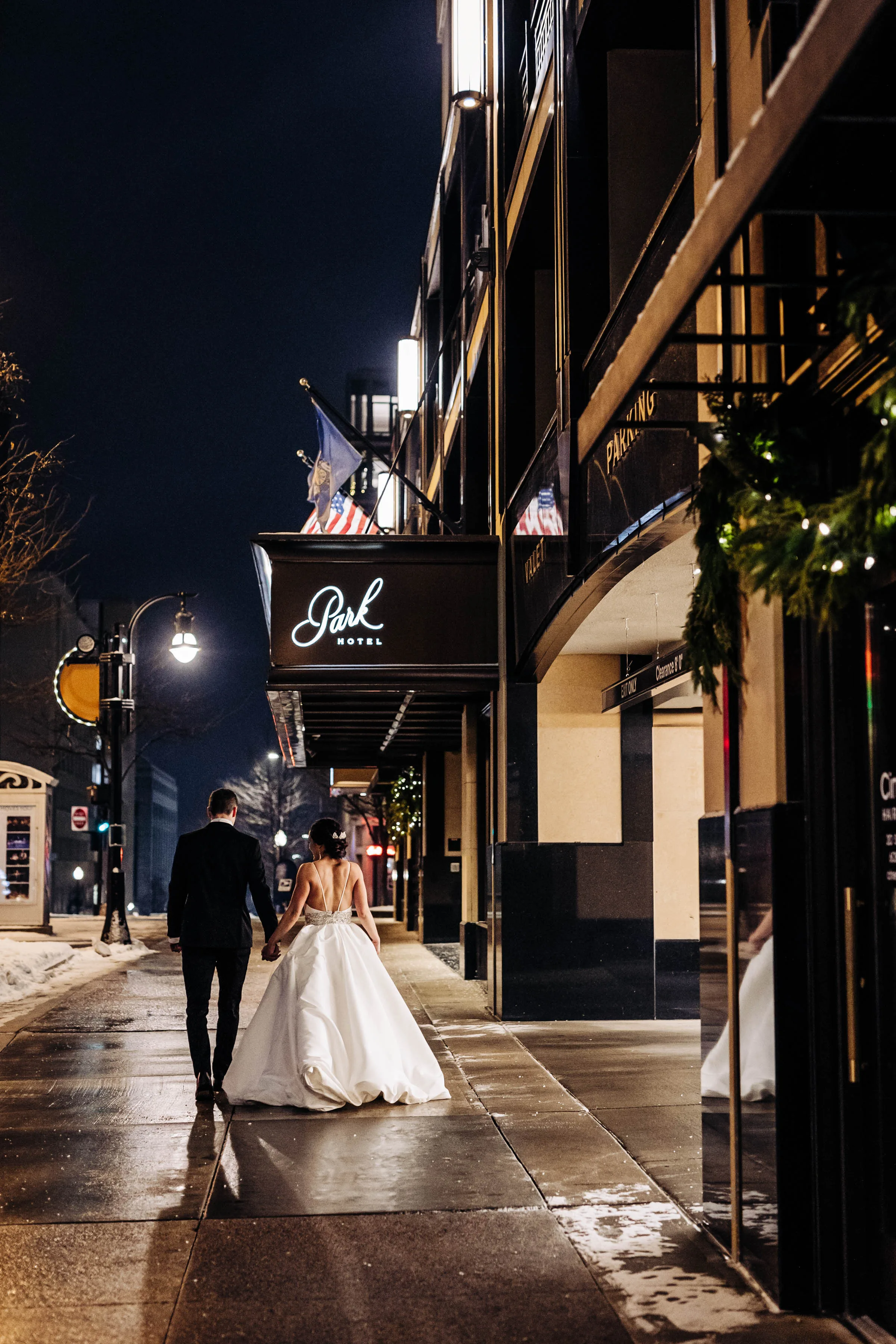 Best-Western-Premier-Park-Hotel-State-Capital-Veiw-wedding-venue-guest-rooms-accommodations-Madison-Wisconsin-downtown-7