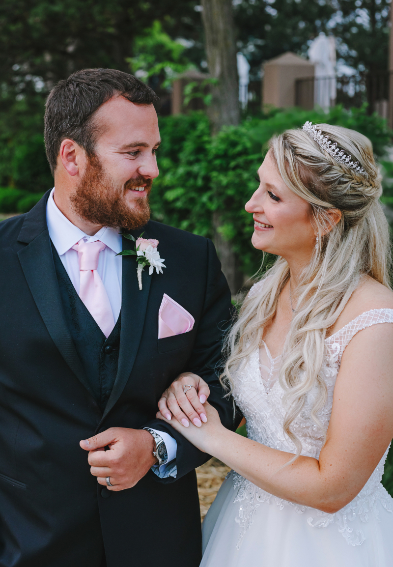 1225537-51148-l-56483jyMenAT