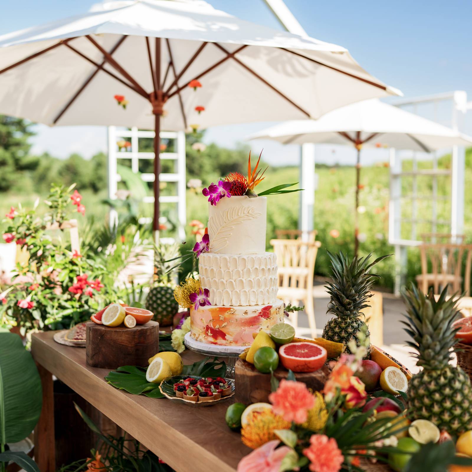 Papaya & Palm: A Tropical Wedding Editorial at Chula Vista's Chapel on the Green