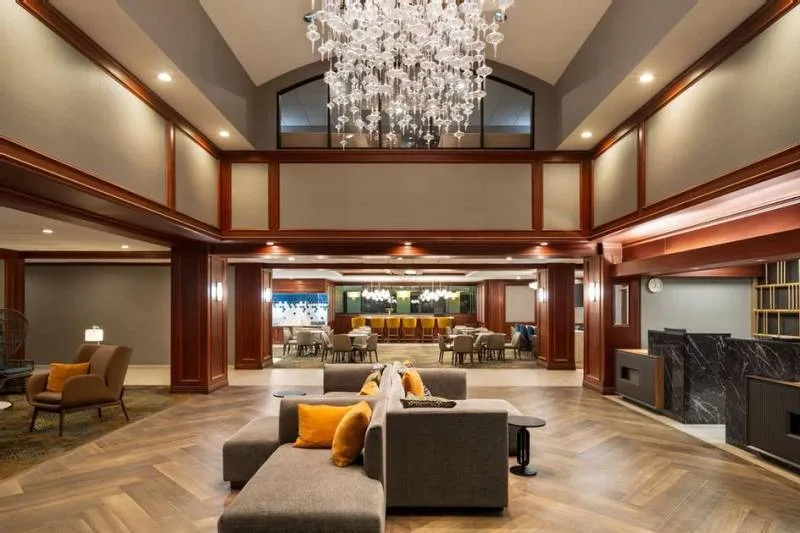 1236694-51579-l-56483nySe5a4