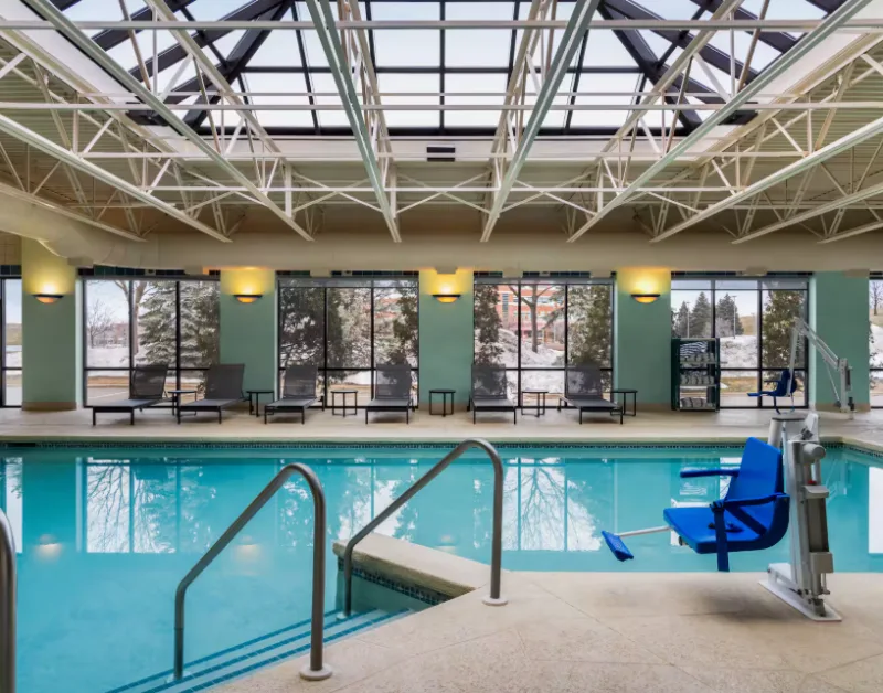 1236698-51579-l-56483Ja9YjEN