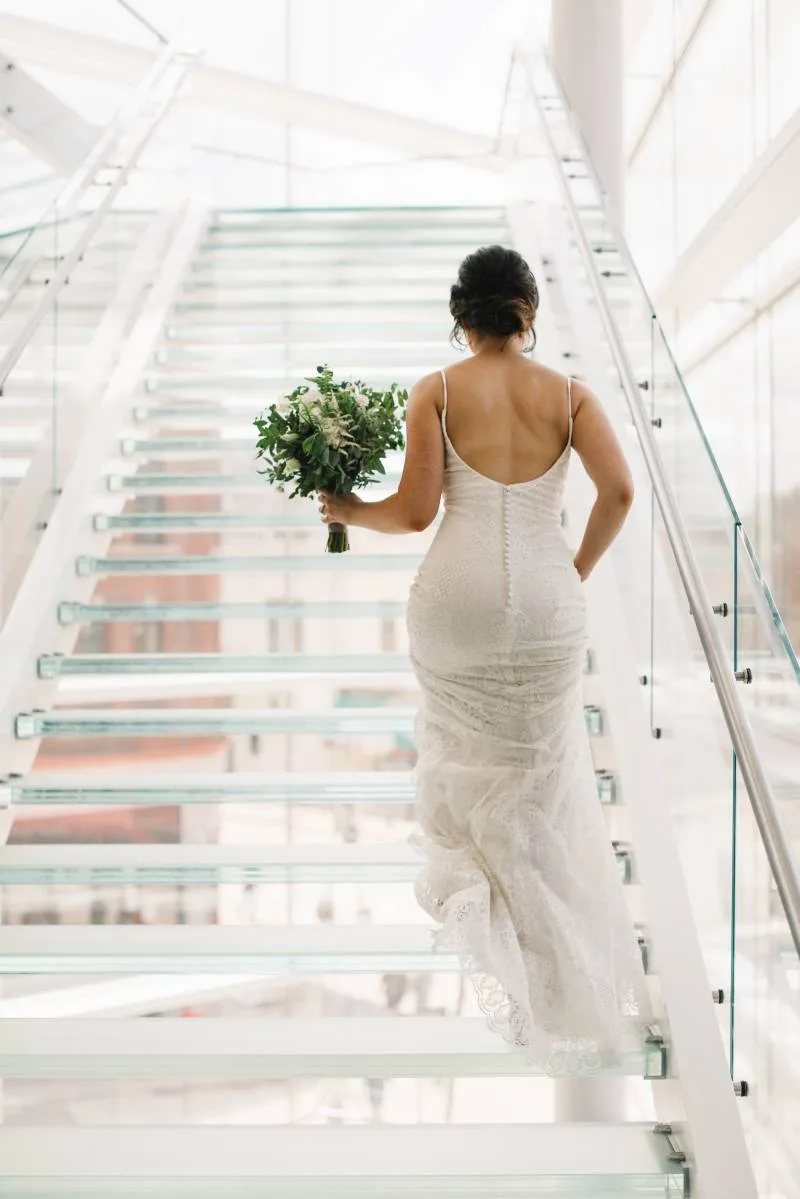 1236815-51585-l-56483YryWEZu