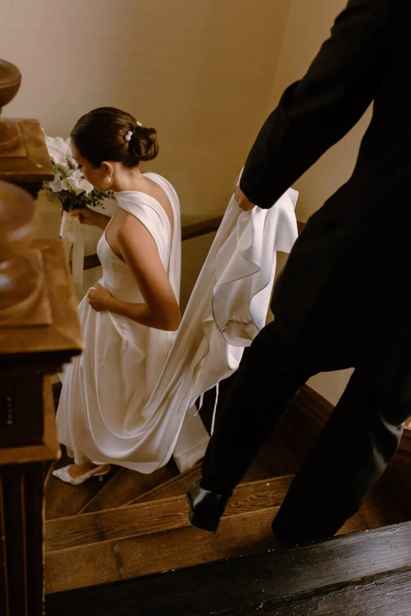 1236919-51594-l-564837y2eQe5