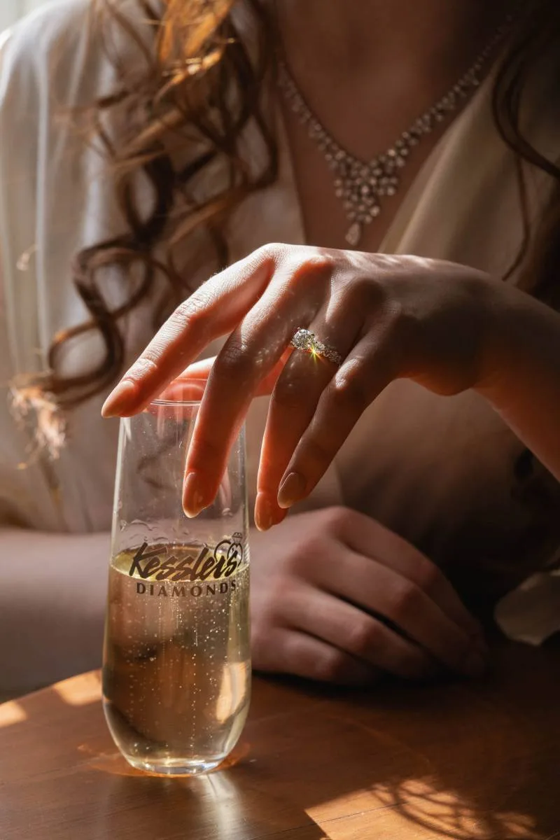 1238020-51647-l-56483ypA9Aha