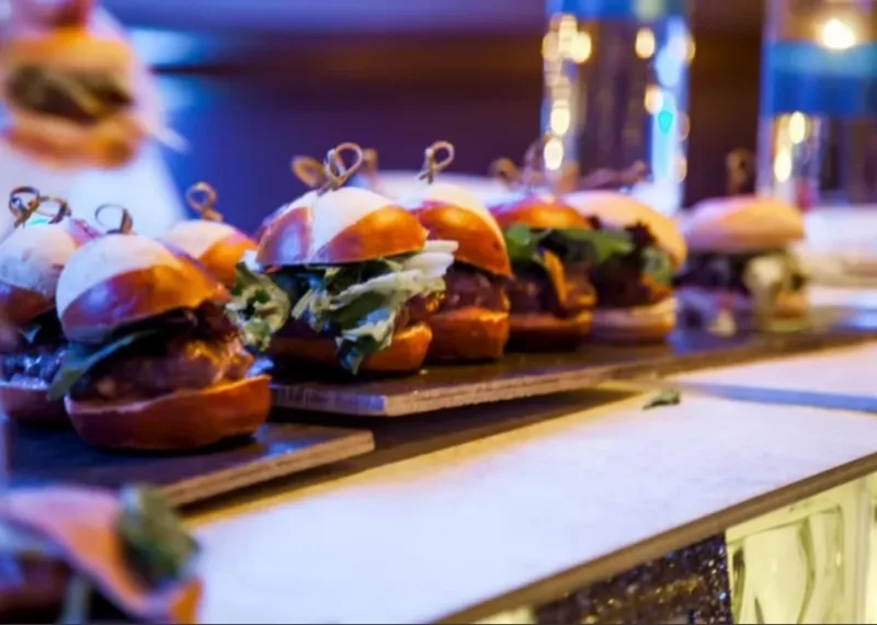 1238446-51660-l-56483YvAsaHy