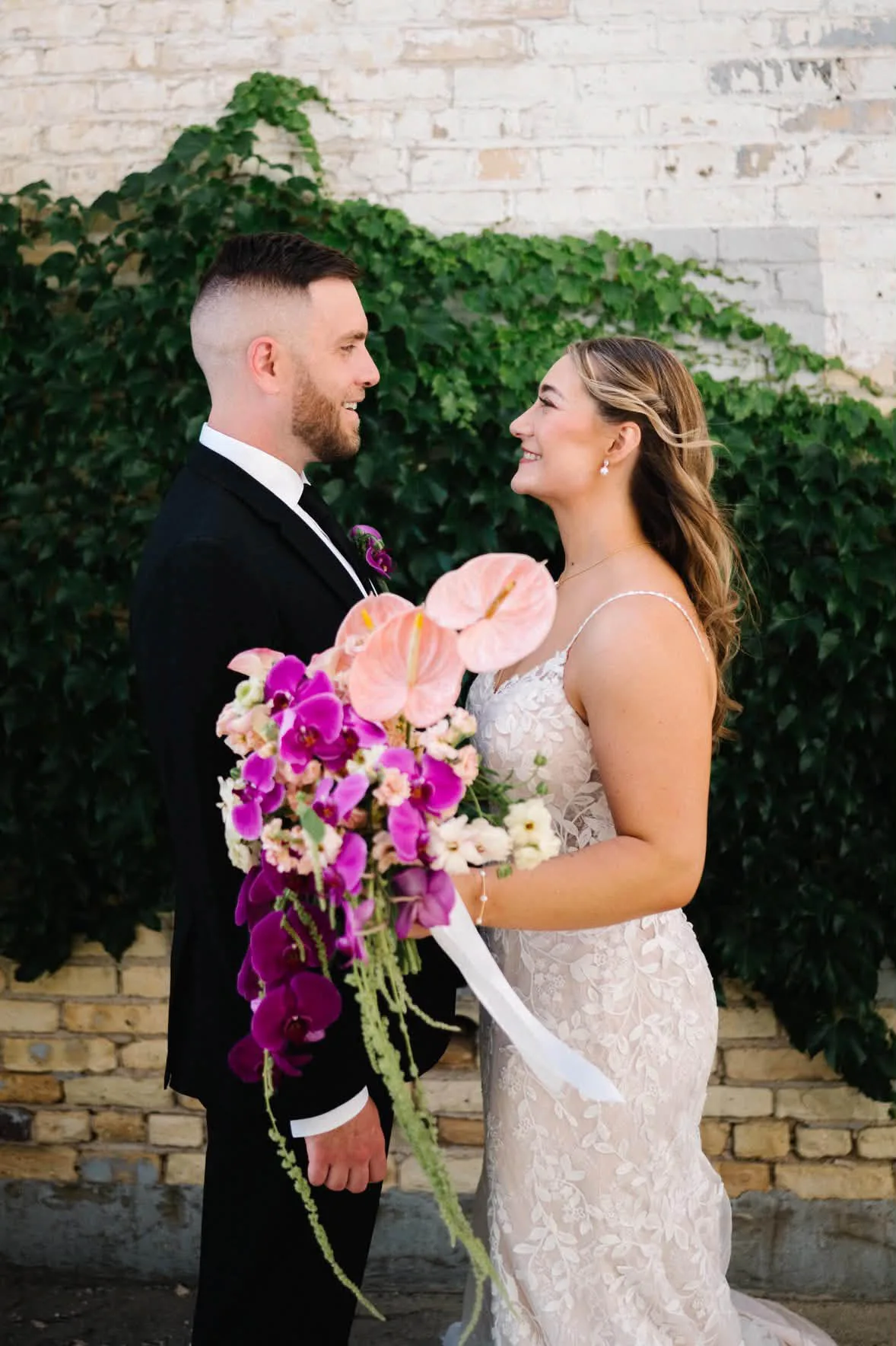 Leaf-and-Bloom-wedding-floral-design-flower-bouquet-centerpiece-altar-Waunakee-Wisconsin-9