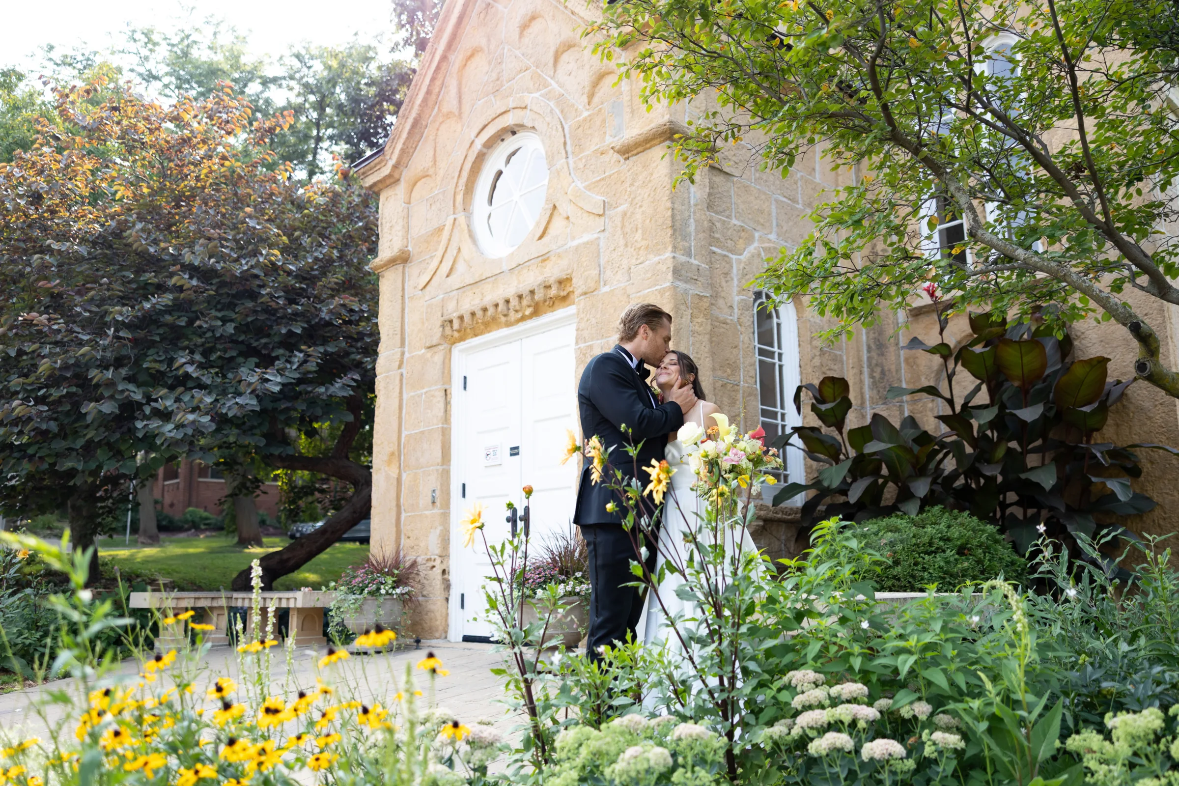 A Black-Tie Garden Romance: Mette & Parker’s Dreamy Madison Celebration