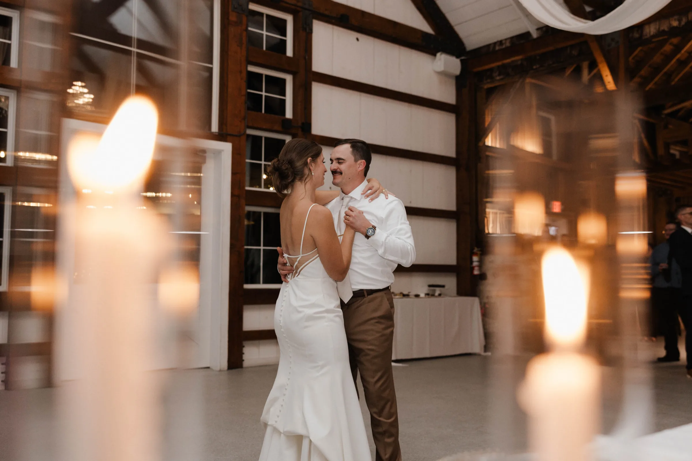 Shelby-D-Photography-wedding-photographer-Arena-Wisconsin-5