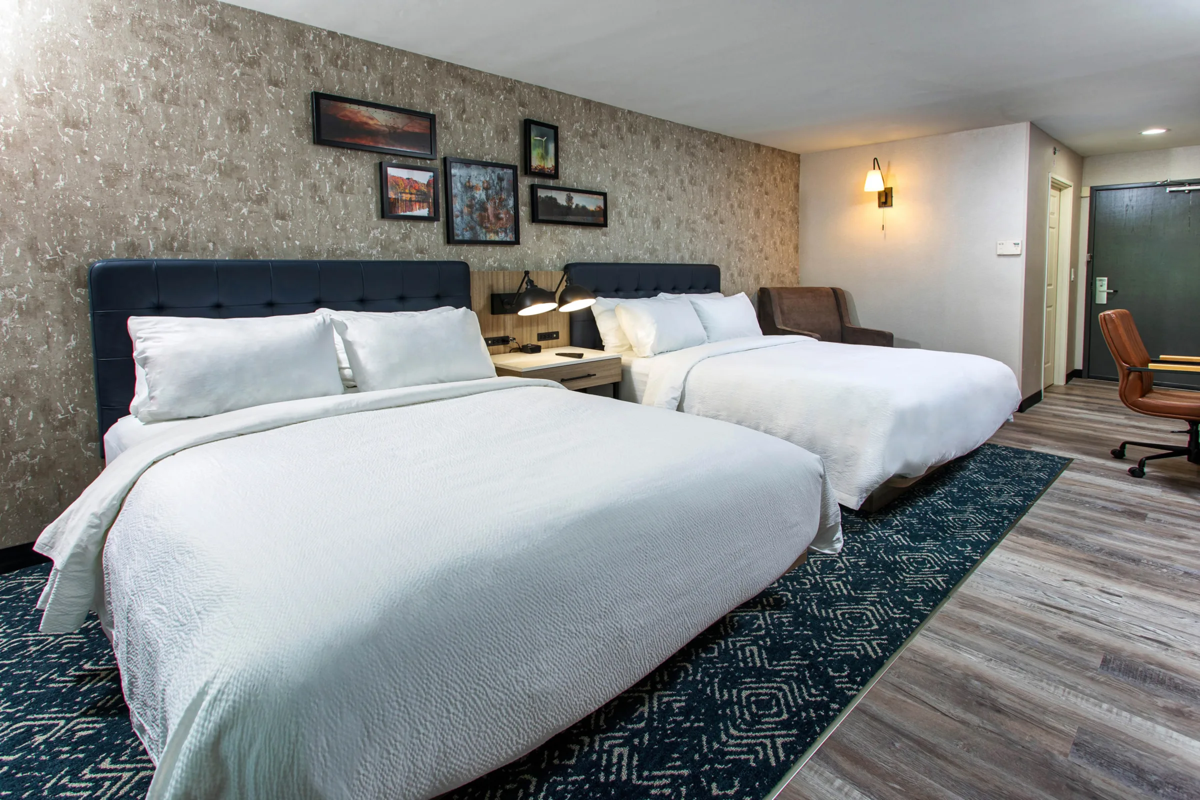 Rahe-Hotels-guest-accommodations-Marriot-Middleton-Comfort-Inn-Suites-Madison-airport-Four-Point-Sheraton-Appleton-hotels-Wisconsin-4